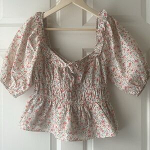 LUSH Floral Puff-Sleeve Smocked Blouse Size M Ruffles 100% Cotton Cute & Comfy
